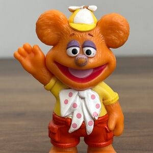 * DISNEY Jr FOZZIE BEAR 2.75" Muppet Babies Toy Figure Cake Topper *